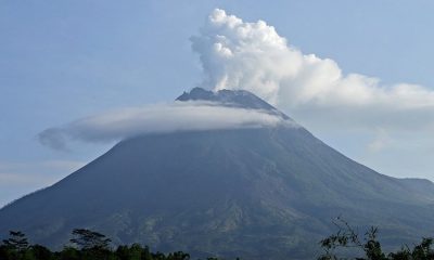 large APTOPIX Indonesia Volcano  dacfceadeae faea