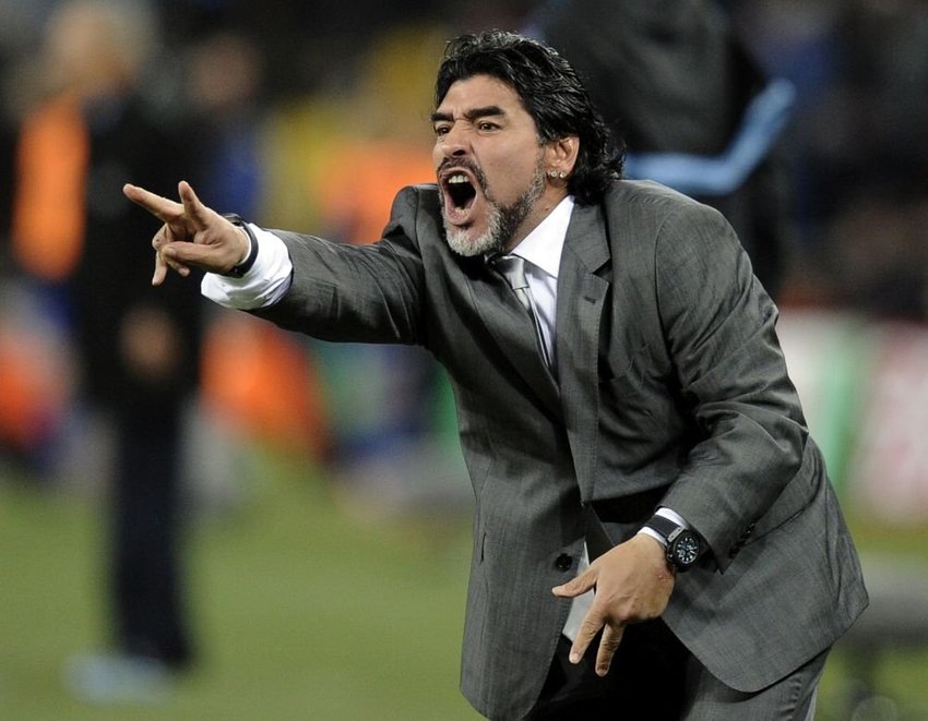 large Diego Maradona aeab
