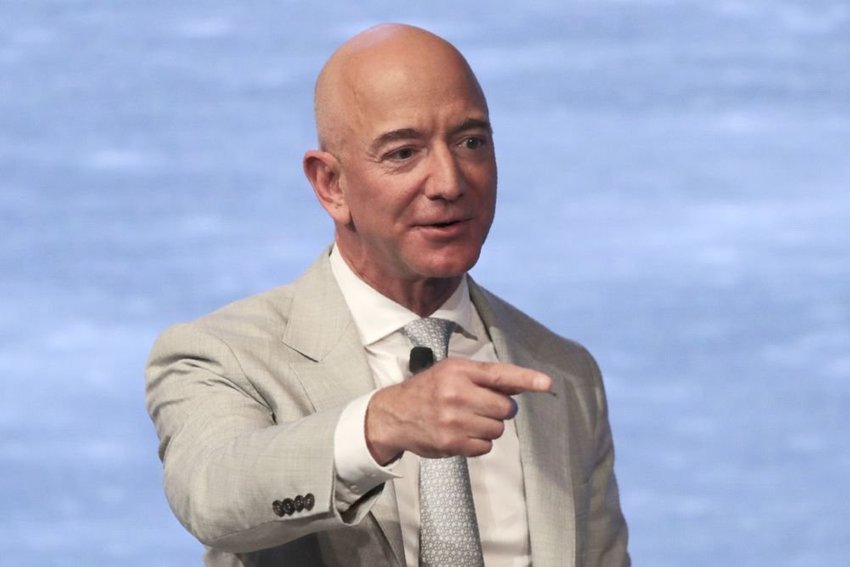 large Jeff Bezos fefefed