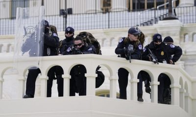 large kapitol policajti baf