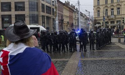 large policia protest bratislava babd